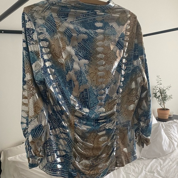 Ribkoff thin 3/4 ruched sleeve shiny blazer - Picture 3 of 9